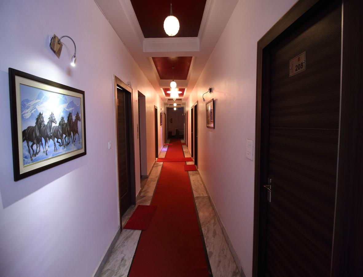 Oyo 2756 Hotel Virasat قاليور المظهر الخارجي الصورة